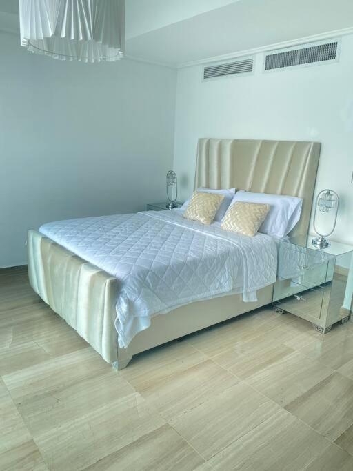 Habitacion Privada Con Vista Al Mar Ambar, Malecon Santo Domingo Eksteriør bilde