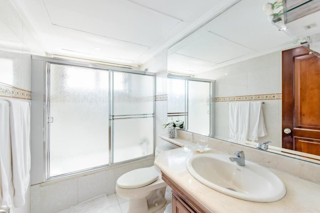 Habitacion Privada Con Vista Al Mar Ambar, Malecon Santo Domingo Eksteriør bilde